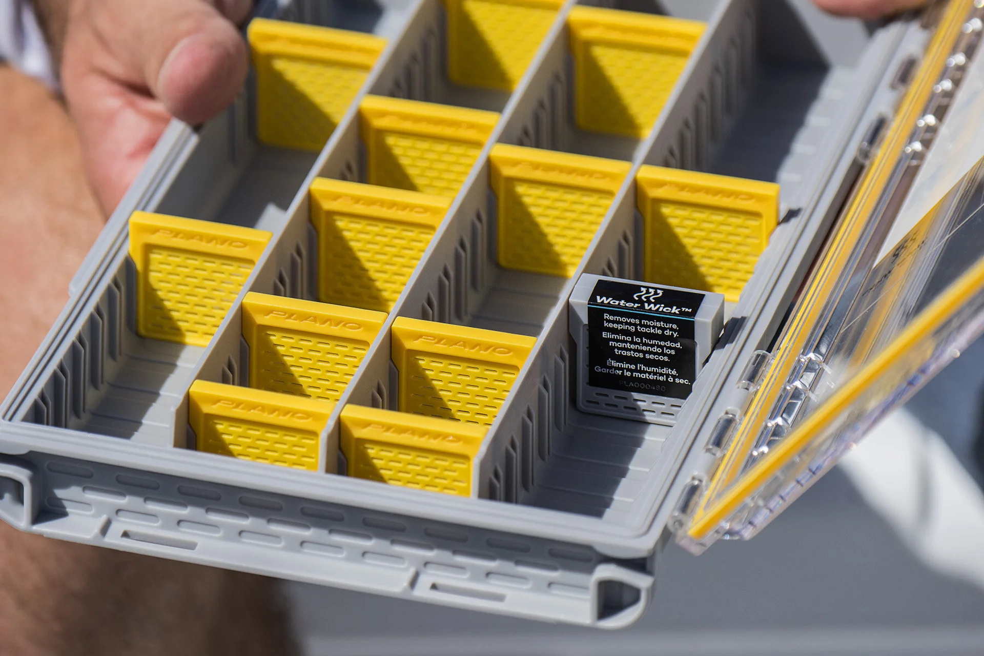 EDGE® Utility Box 3600™ 12 EDGE® Utility Box 3600™